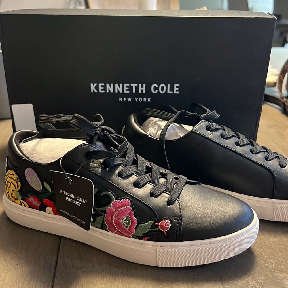 Brand NEW Kenneth Cole. Women casual sneakers.